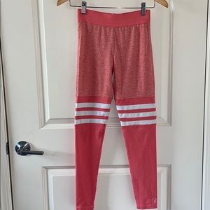 Coral bombshell activewear leggings